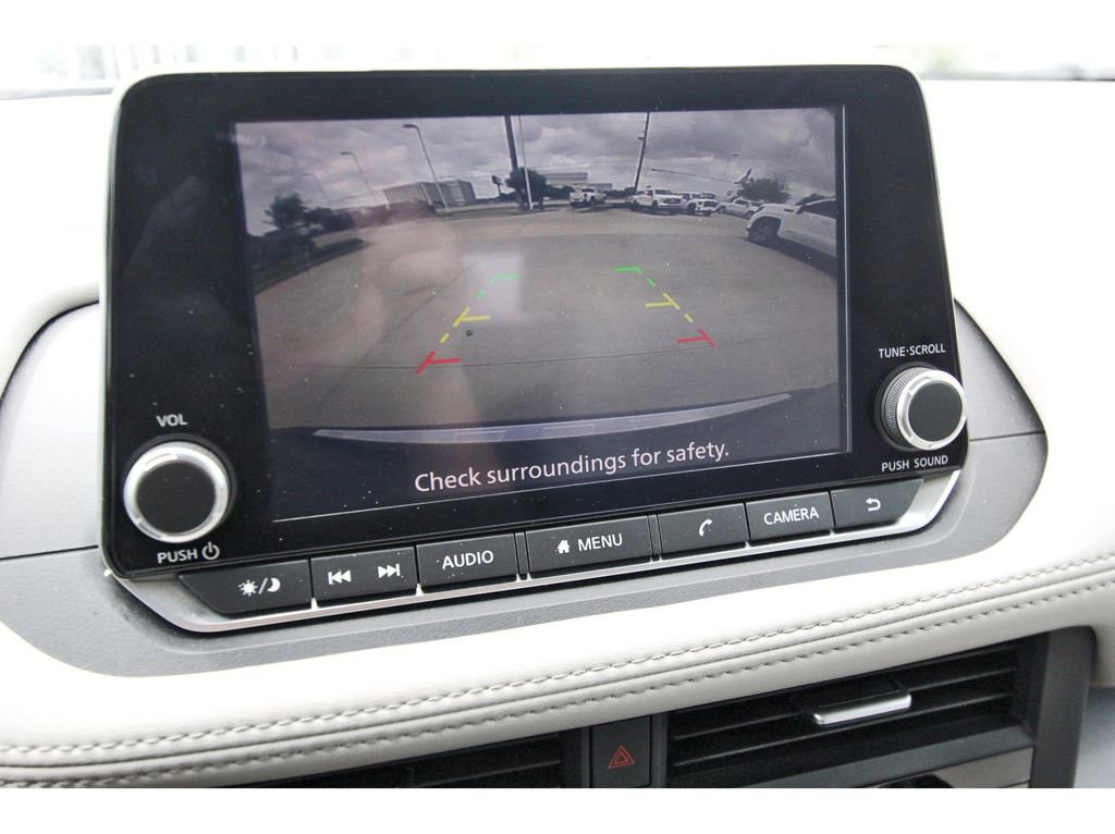 Used 2023 Nissan Rogue SV w/ SV Premium B Package image 20