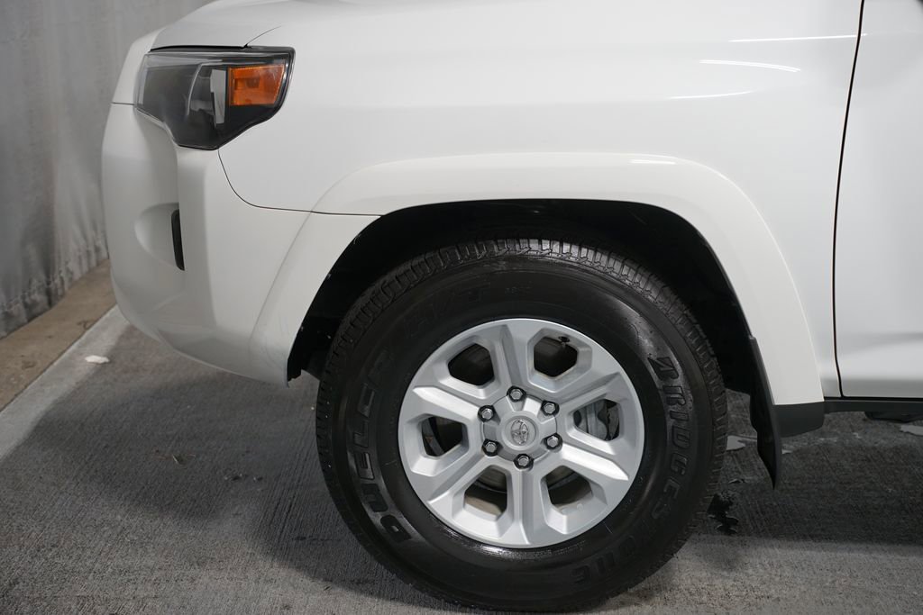 Used 2024 Toyota 4Runner SR5 RWD image 5