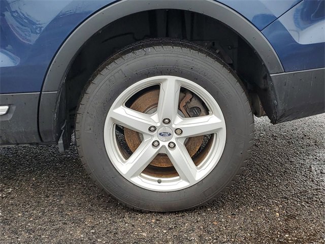 Used 2017 Ford Explorer XLT w/ Equipment Group 202A image 32