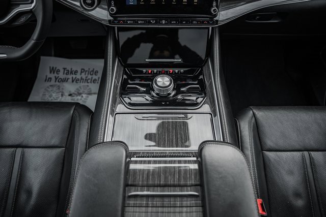 Used 2022 Jeep Wagoneer Series III w/ Premium Group I image 33