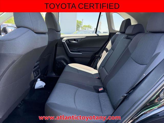 Certified 2025 Toyota RAV4 XLE AWD/4WD image 15