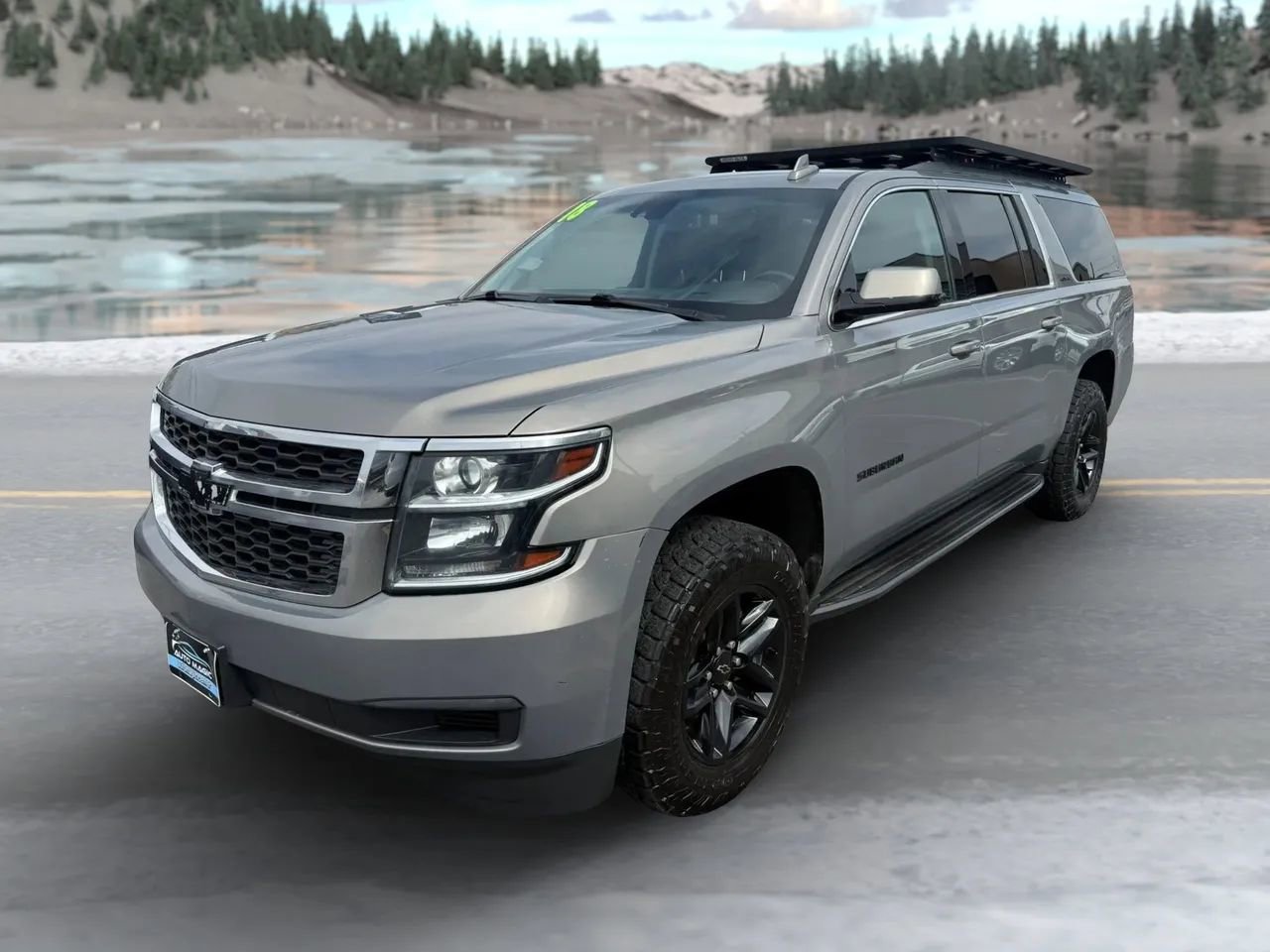 Used 2018 Chevrolet Suburban LT AWD/4WD image 7
