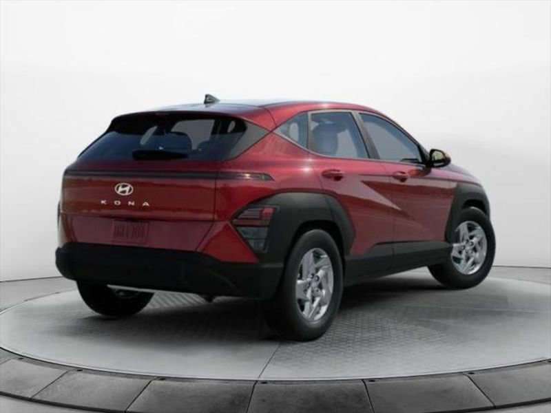 New 2026 Hyundai Kona SE image 4