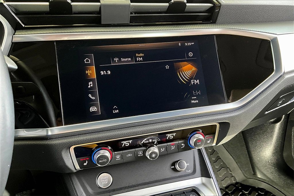 Used 2020 Audi Q3 2.0T Premium Plus w/ Premium Plus Package image 9