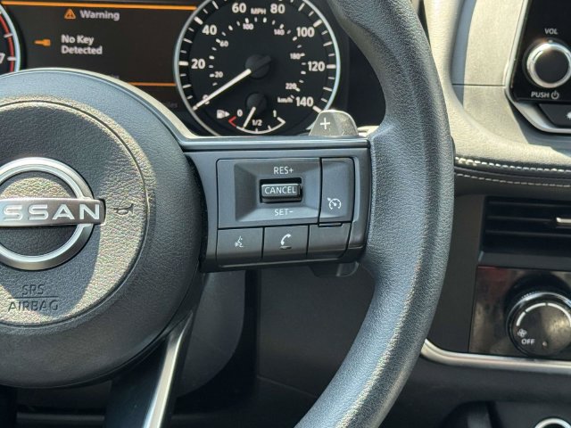 Used 2023 Nissan Rogue S AWD/4WD image 22