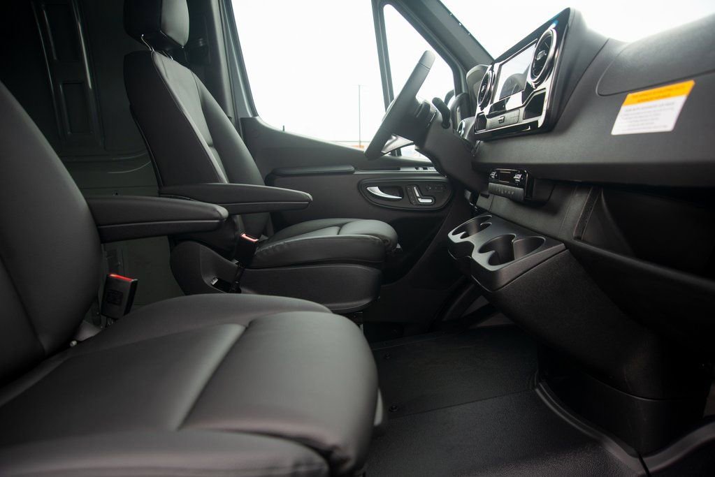 New 2025 Mercedes-Benz Sprinter 2500 image 19