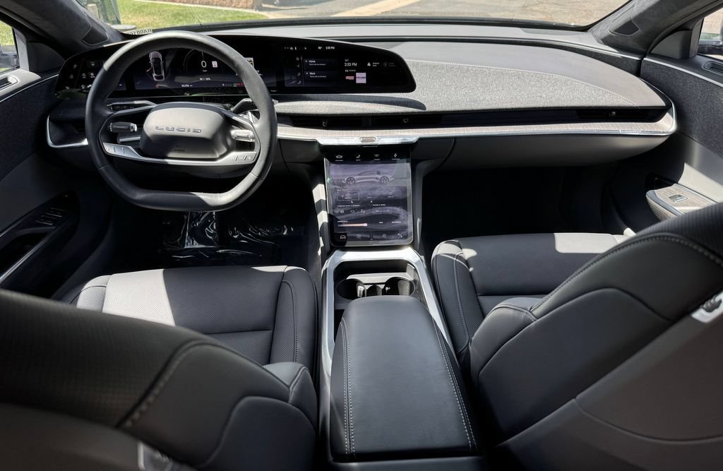 Used 2024 Lucid Air Touring AWD/4WD image 27