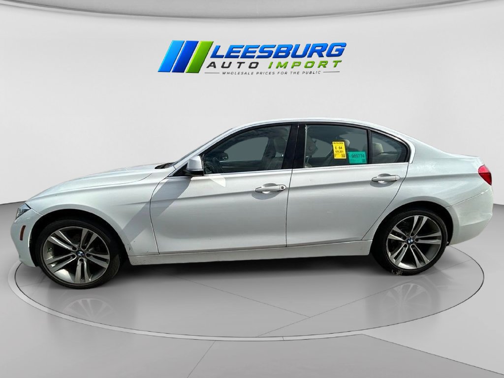 Used 2017 BMW 330i xDrive Sedan AWD/4WD image 3