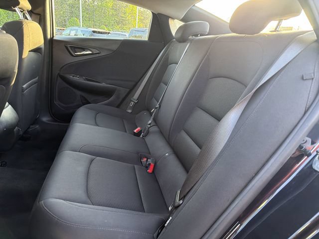 Used 2023 Chevrolet Malibu RS FWD image 21
