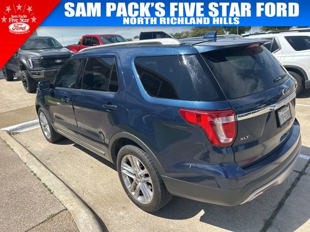 Used 2016 Ford Explorer XLT w/ Equipment Group 202A FWD image 9