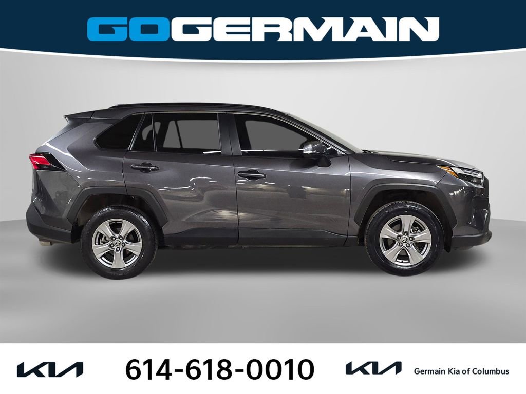 Used 2023 Toyota RAV4 XLE w/ Convenience Package image 7