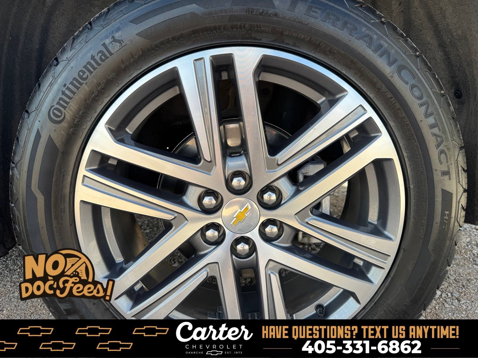 Used 2023 Chevrolet Traverse High Country FWD image 37