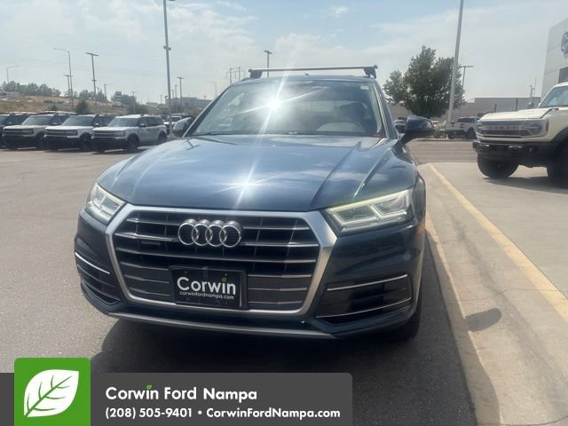 Used 2018 Audi Q5 2.0T Premium Plus w/ Premium Plus Package AWD/4WD image 2