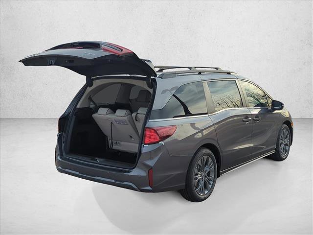 New 2026 Honda Odyssey Touring image 8