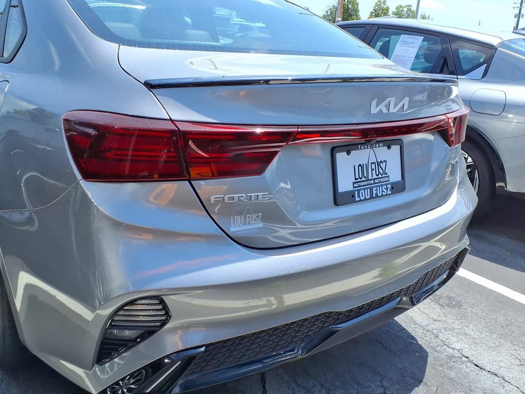 Used 2023 Kia Forte GT-Line w/ GT-Line Technology Package FWD image 19