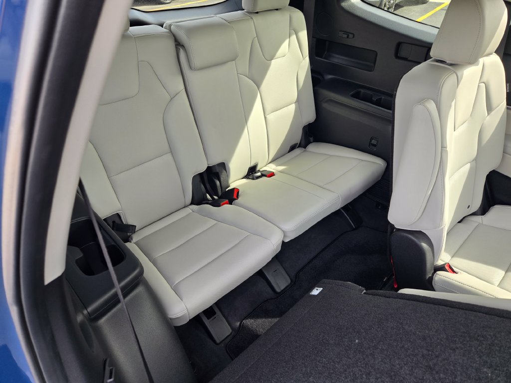 Used 2024 Kia Telluride S w/ S Sunroof Package AWD/4WD image 17