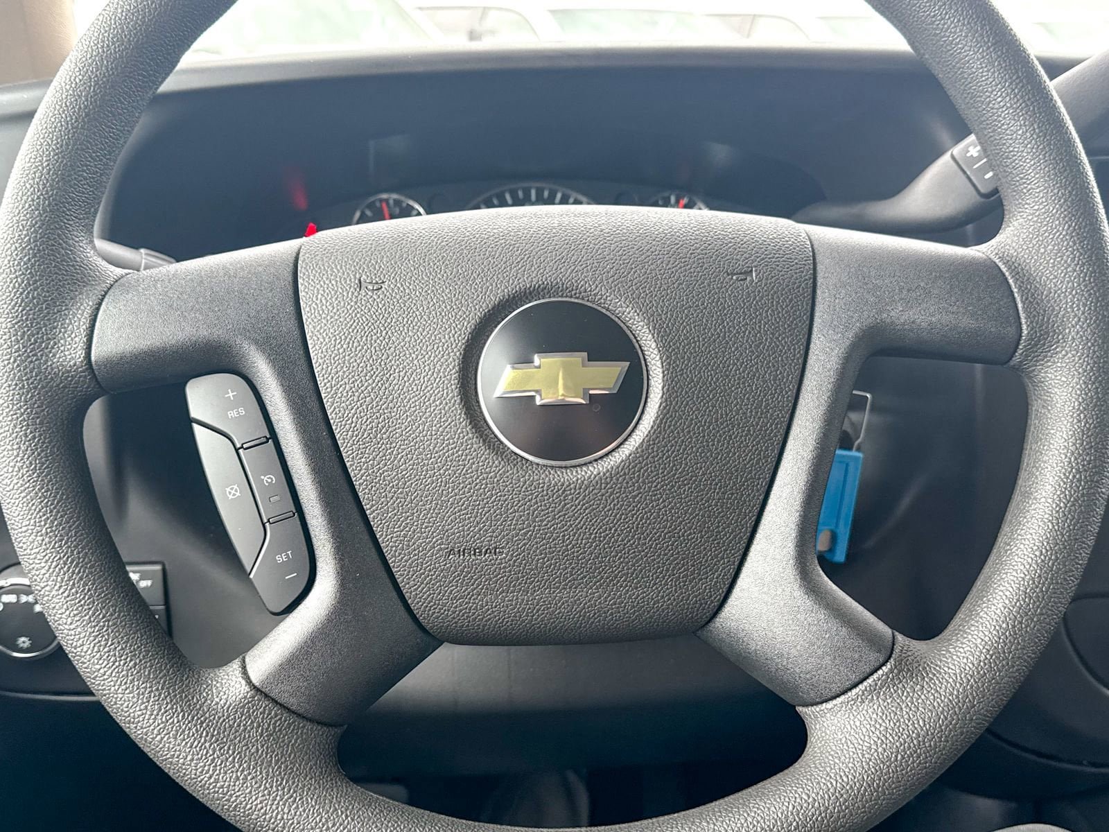New 2025 Chevrolet Express 2500 w/ Driver Convenience Package RWD image 68