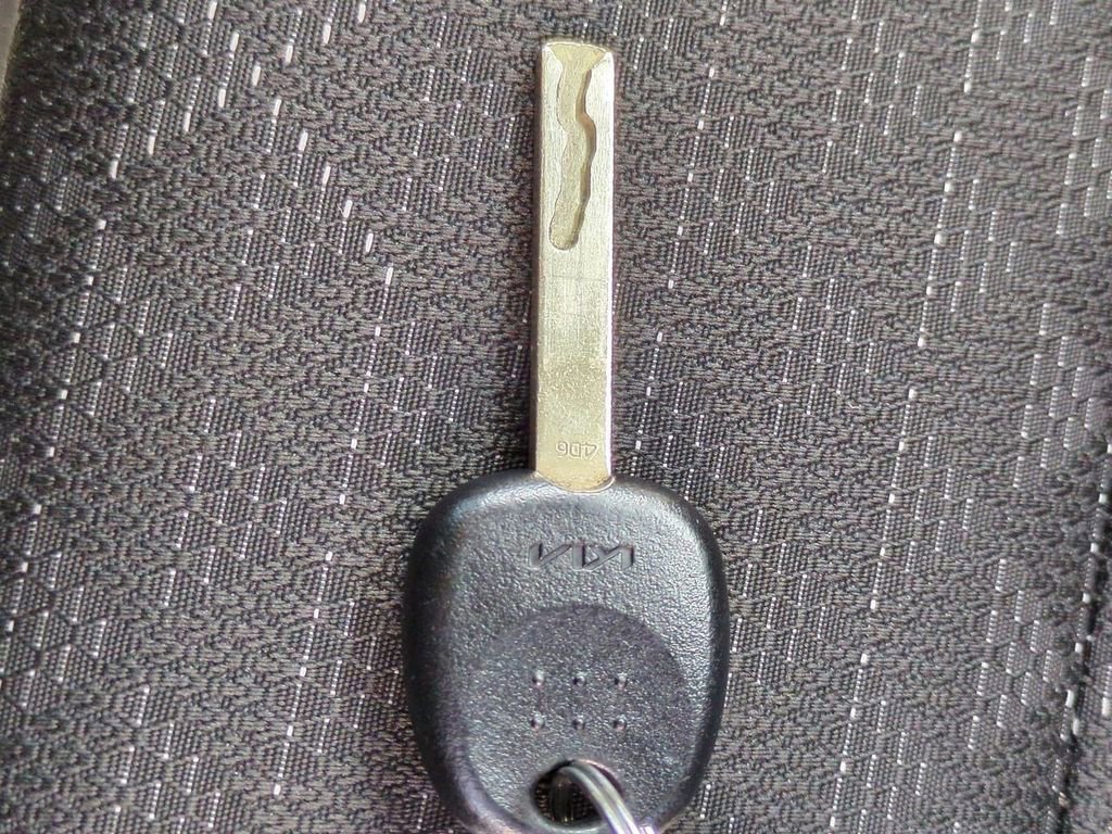 Used 2022 Kia Rio LX image 26