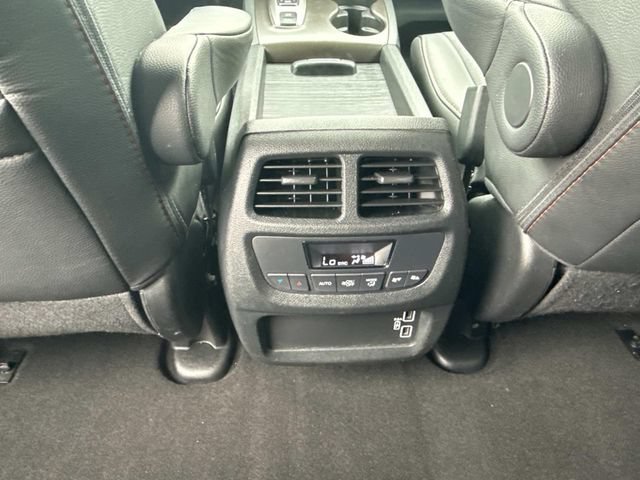 Used 2022 Honda Pilot TrailSport image 16