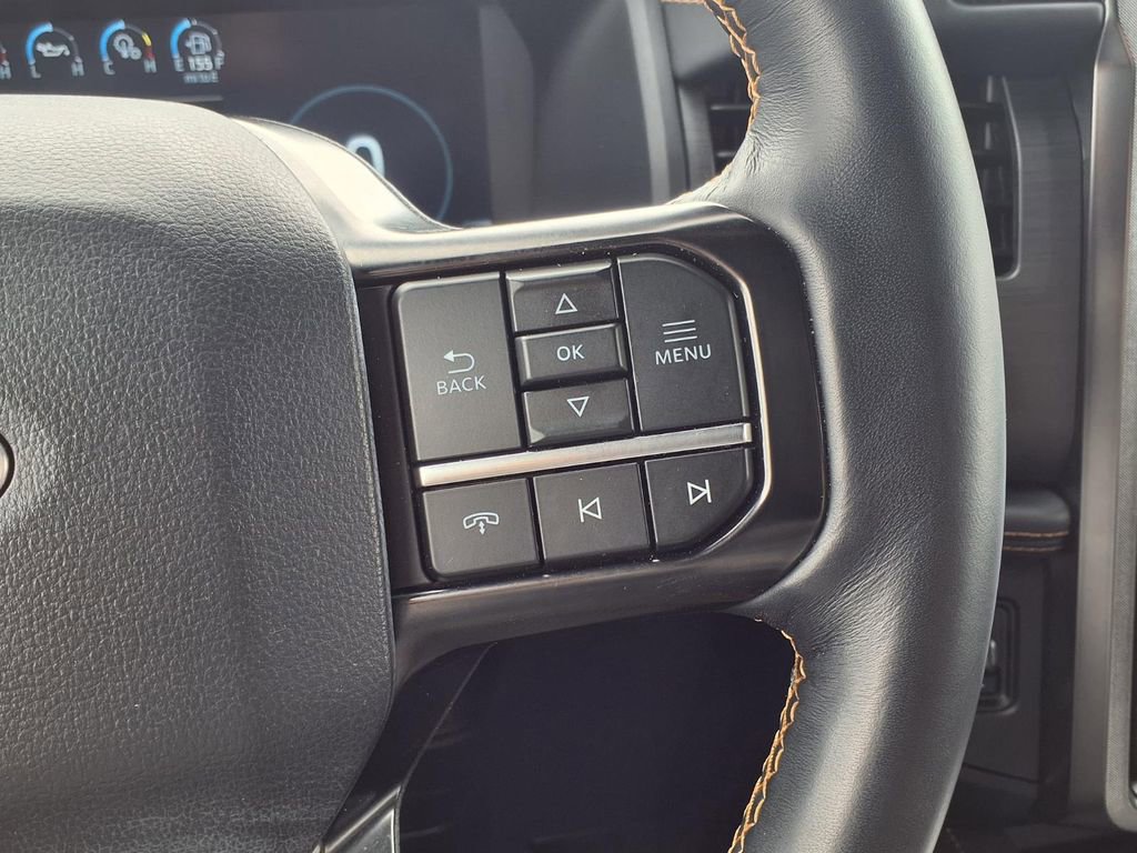 Used 2024 Ford Expedition Platinum AWD/4WD image 16