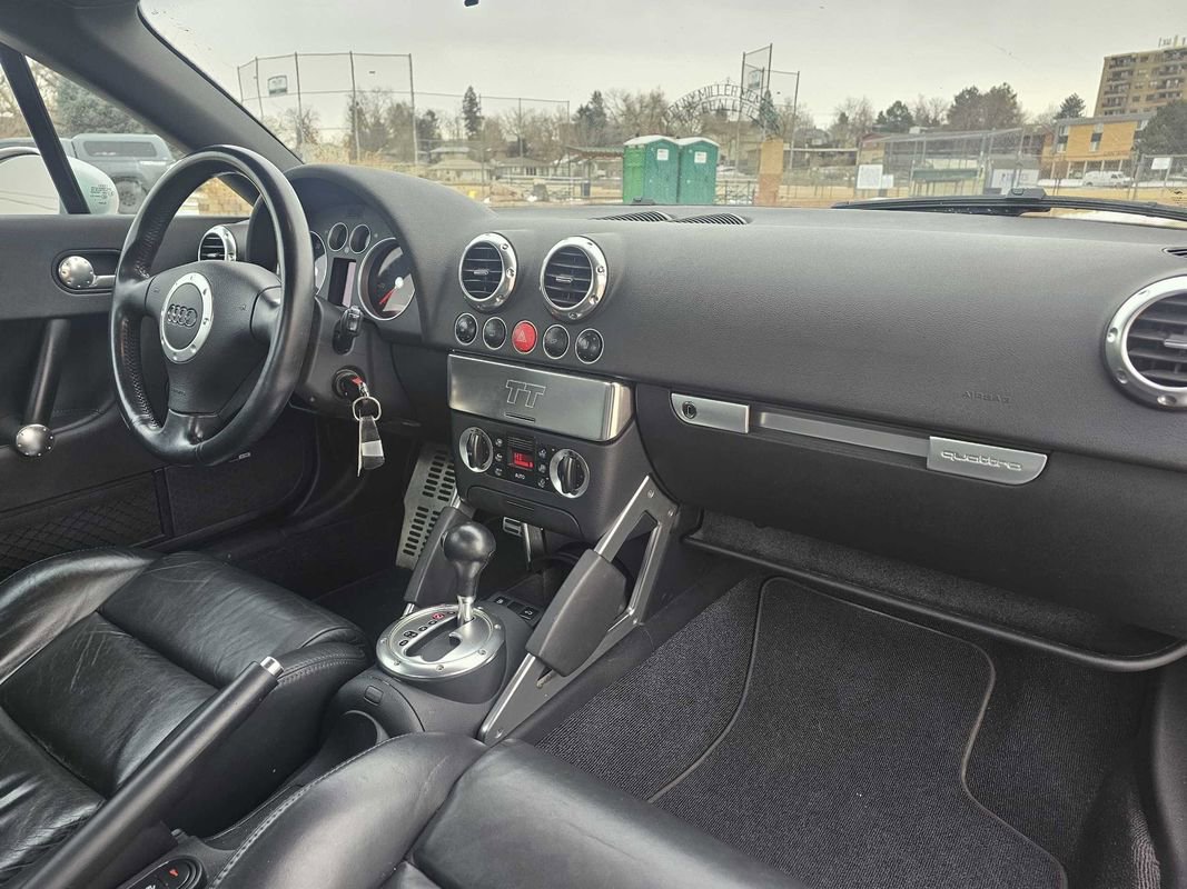 Used 2005 Audi TT 3.2 image 25