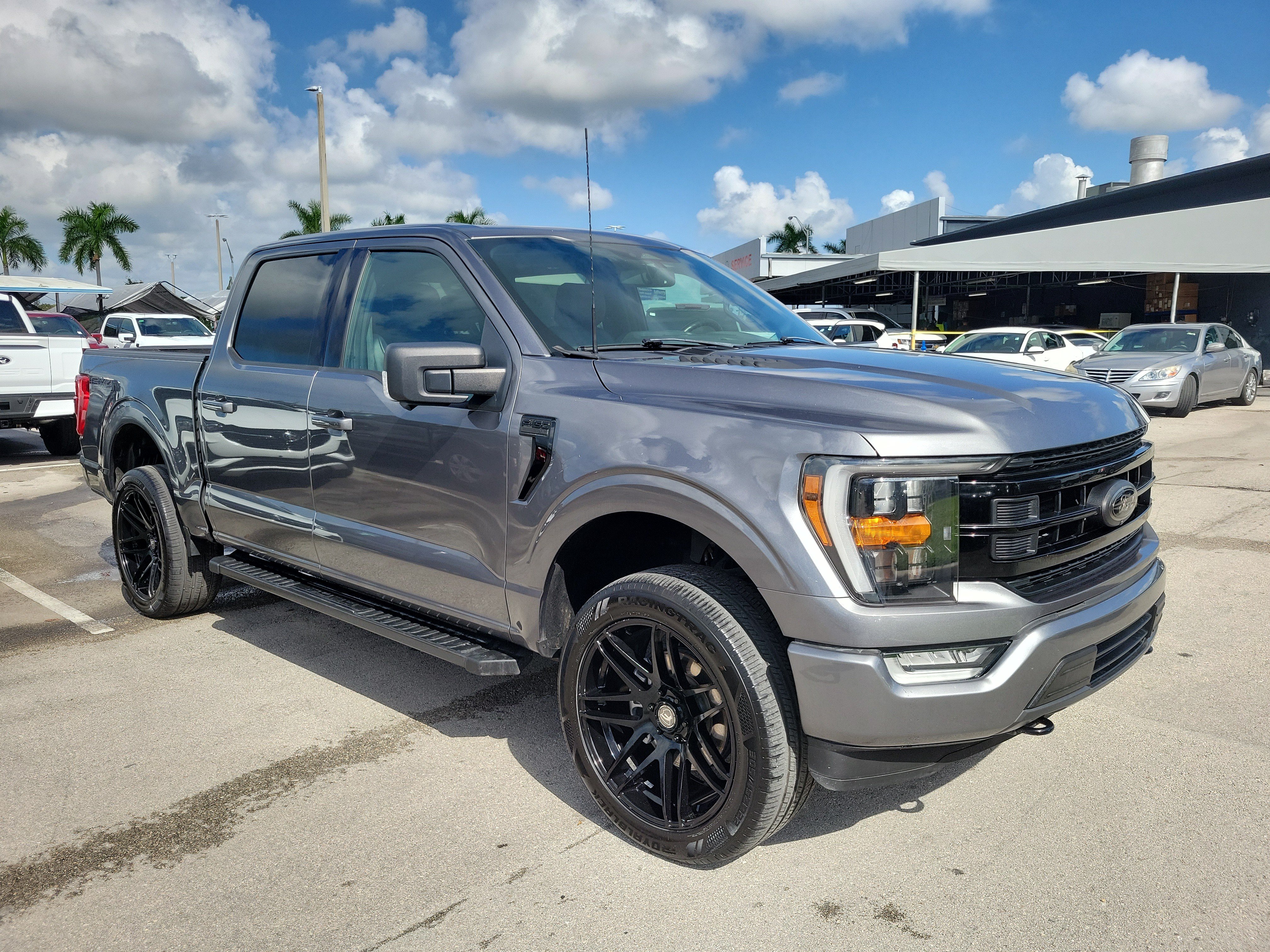 Used 2022 Ford F150 XLT w/ Equipment Group 302A High AWD/4WD image 3