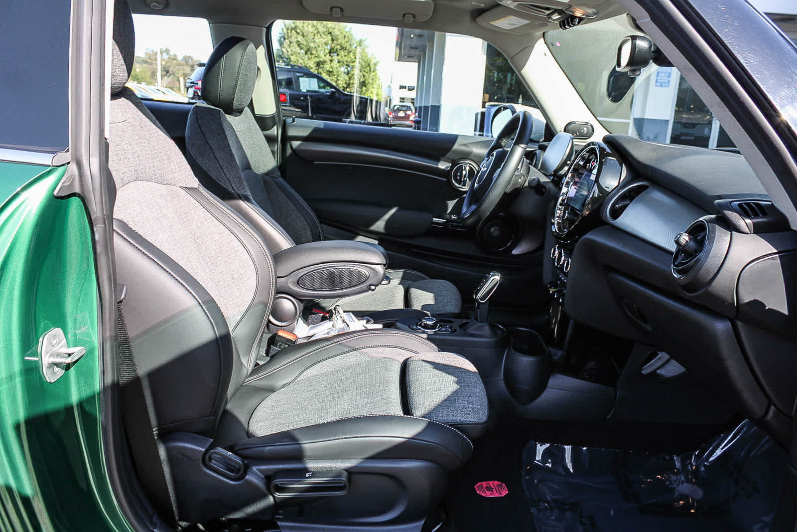 Used 2023 MINI Cooper SE FWD image 15
