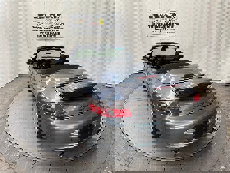 Used 2002 Porsche 911 Carrera 4 image 4