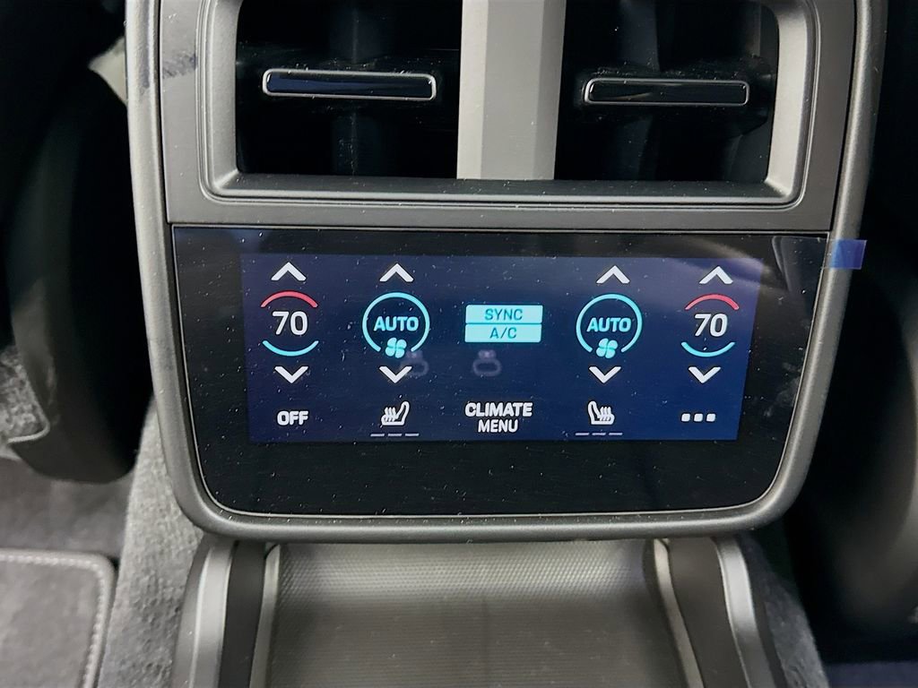 Used 2024 Porsche Taycan GTS image 23