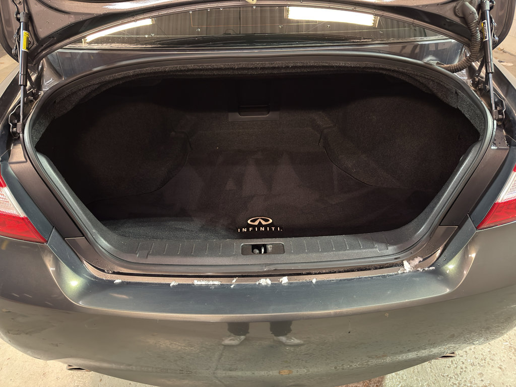 Used 2012 INFINITI M37 x w/ Premium Pkg image 31