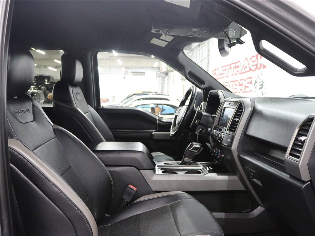 Used 2018 Ford F150 Raptor w/ Equipment Group 801A Mid AWD/4WD image 30