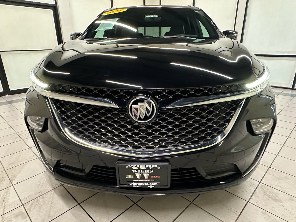 Certified 2023 Buick Enclave Avenir w/ Avenir Technology Package image 11