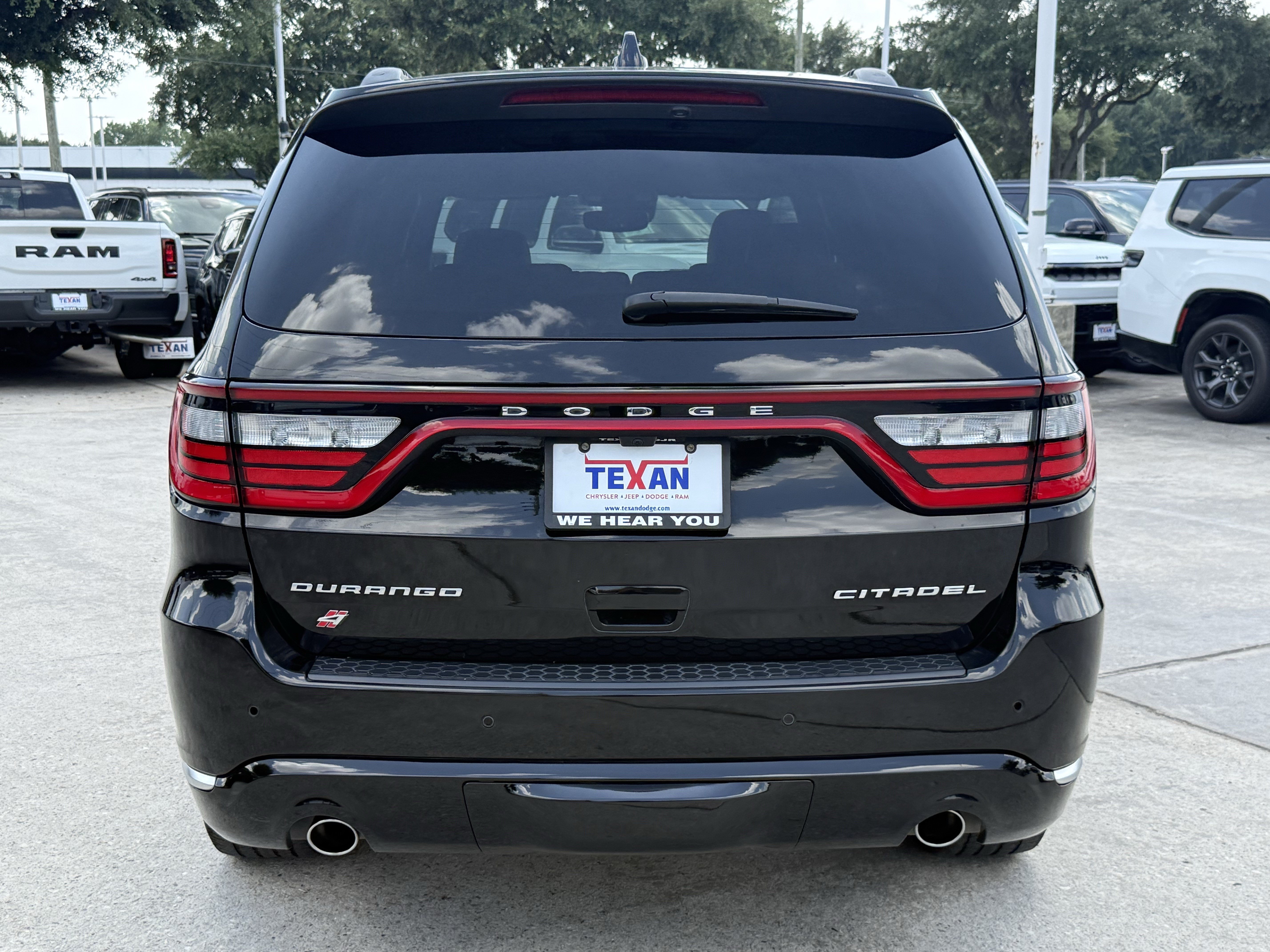 Used 2023 Dodge Durango Citadel AWD/4WD image 9