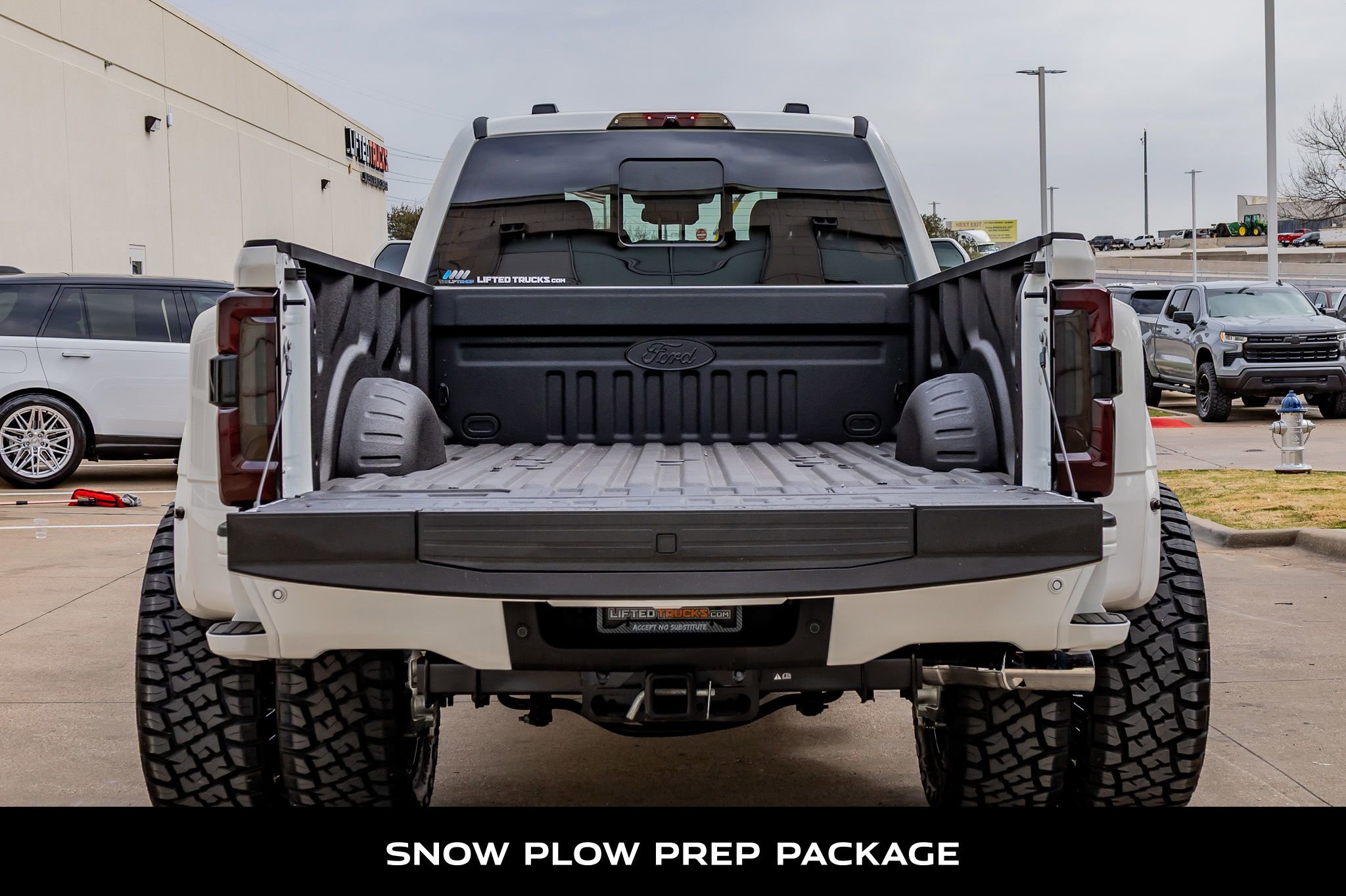 Used 2026 Ford F450 Platinum w/ Platinum Plus Package image 9