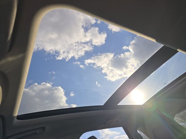 Certified 2022 Ford Edge SEL w/ Convenience Package image 3