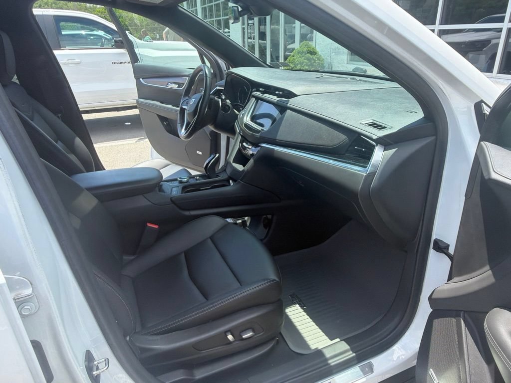 Used 2021 Cadillac XT6 Luxury AWD/4WD image 13