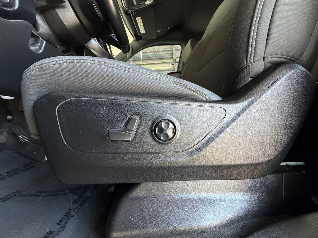 Used 2021 RAM 1500 Big Horn RWD image 41