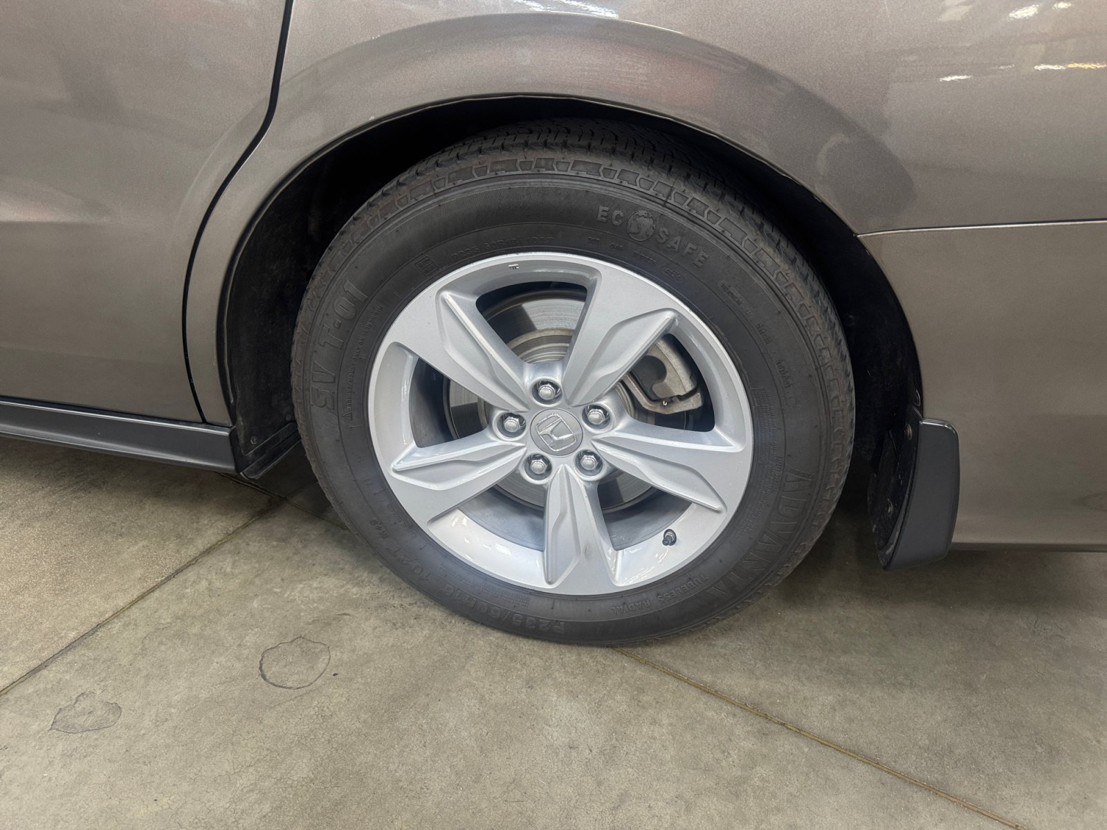 Used 2019 Honda Odyssey EX image 26