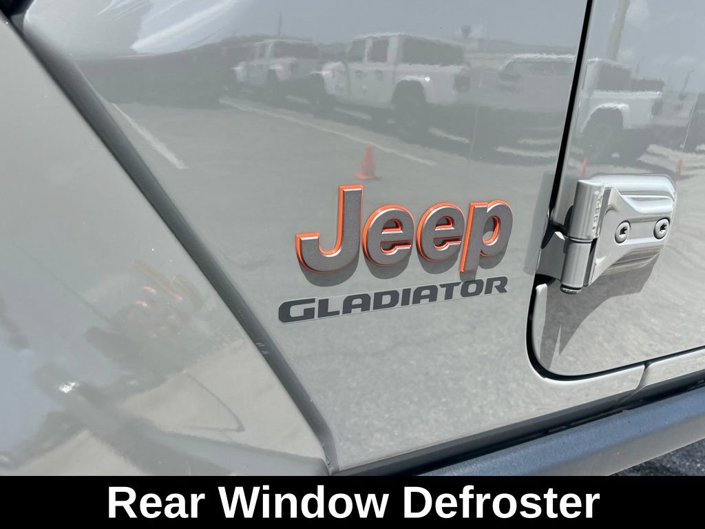 Used 2022 Jeep Gladiator Mojave w/ Trailer Tow Package AWD/4WD image 21