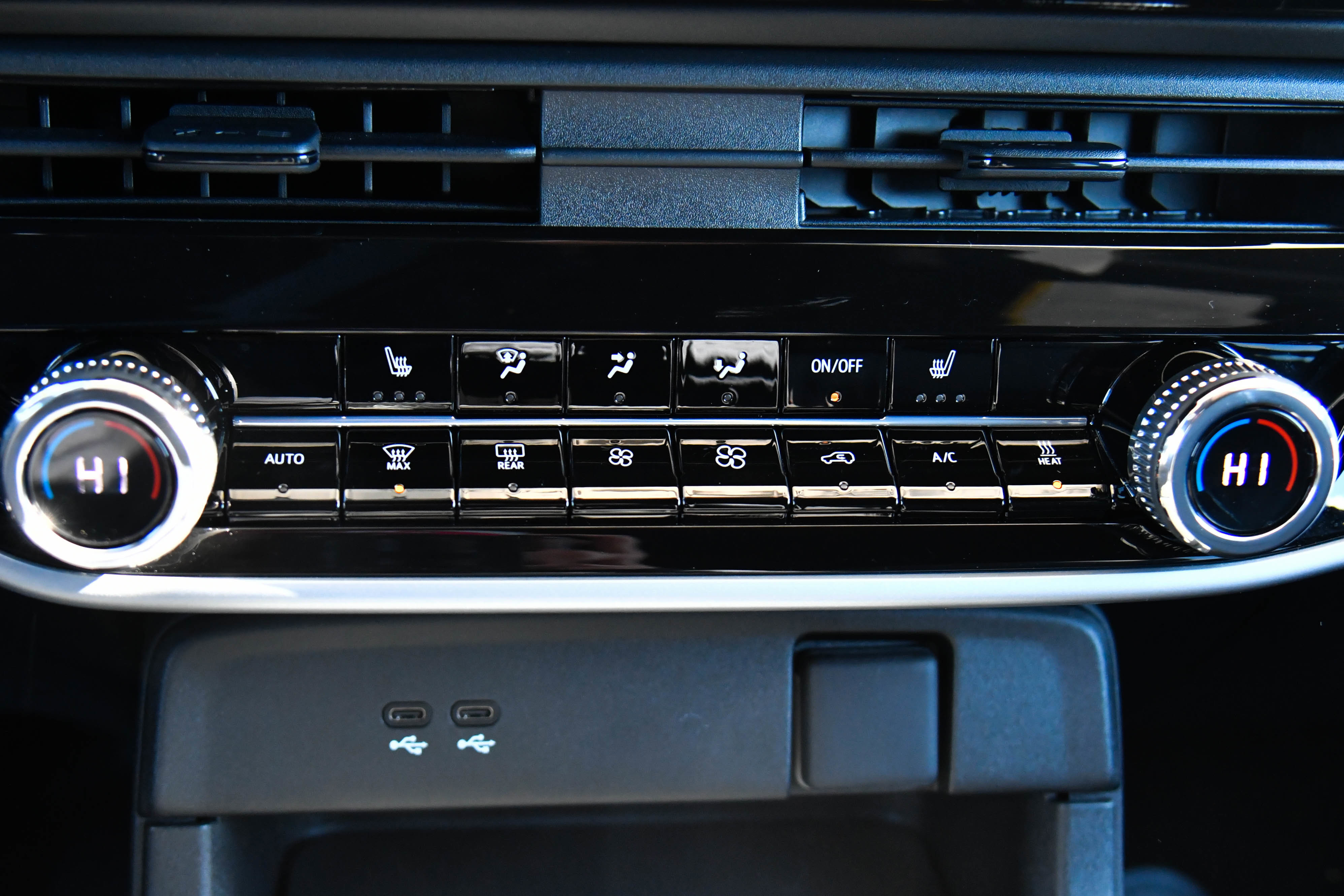 Used 2024 Honda Prologue EX image 26