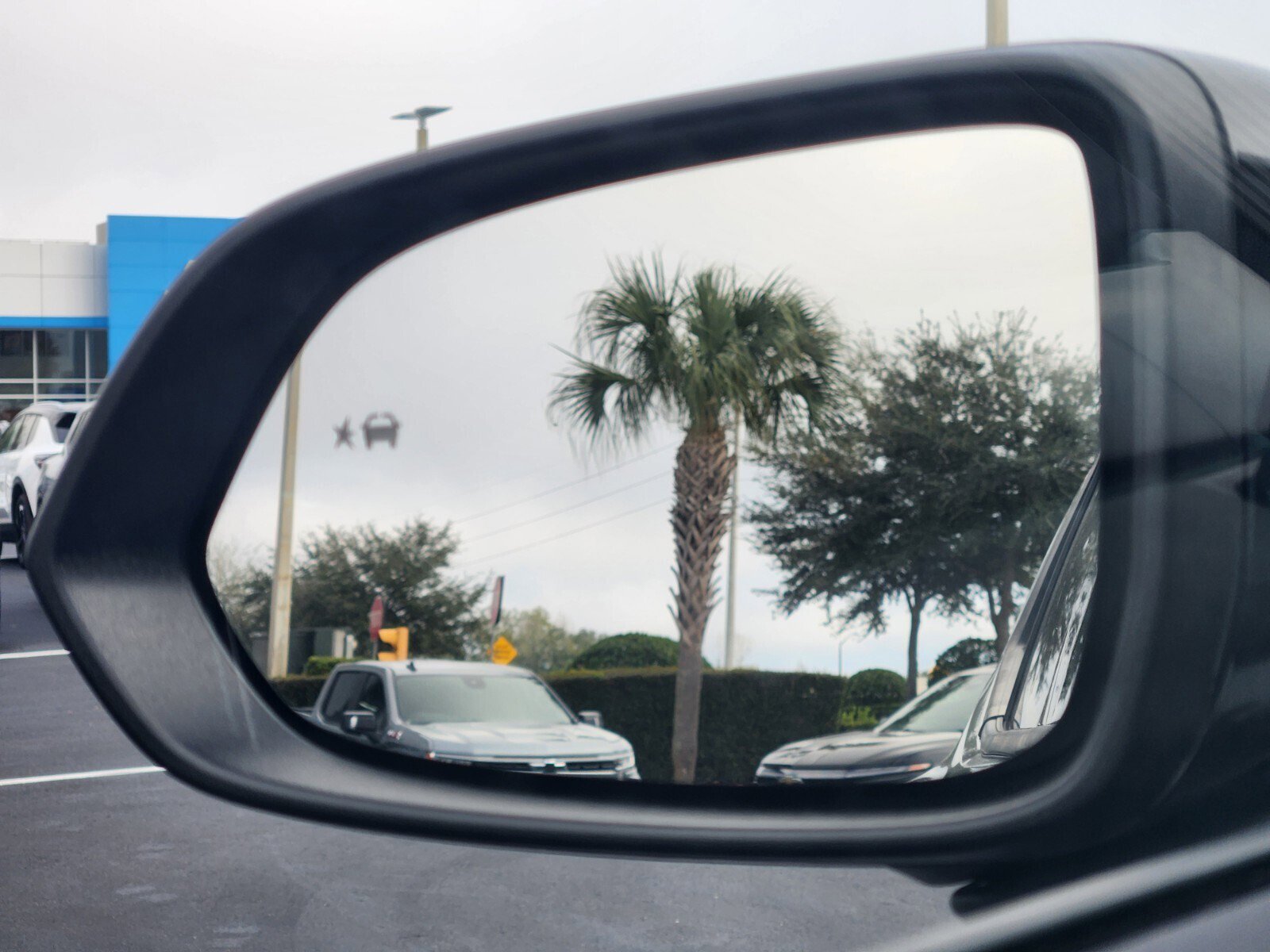 New 2026 Chevrolet Equinox EV LT image 13