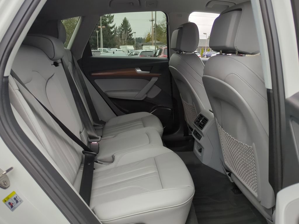 Used 2023 Audi Q5 e Premium image 33