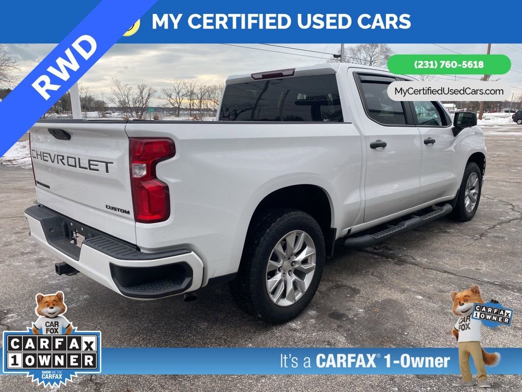 Used 2021 Chevrolet Silverado 1500 Custom w/ LPO, Dark Essentials Package image 5