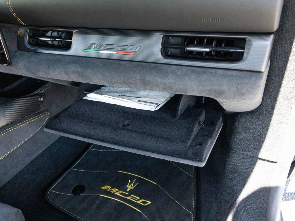 Used 2022 Maserati MC20 Coupe RWD image 54
