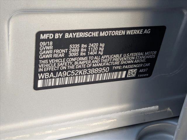 Used 2019 BMW 530e w/ Premium Package image 25