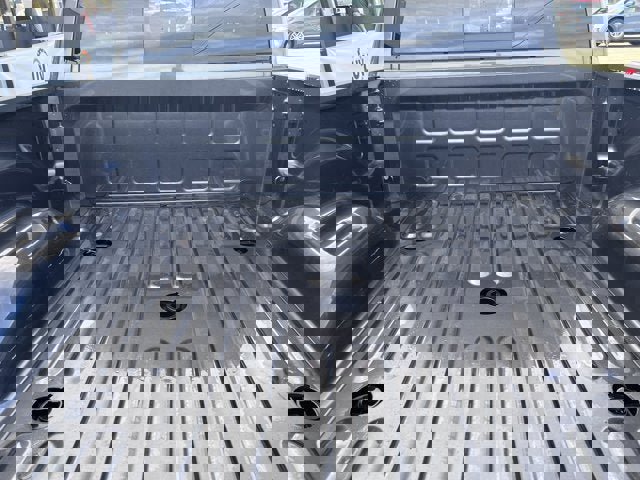 Used 2024 RAM 2500 Tradesman w/ Chrome Appearance Group image 14