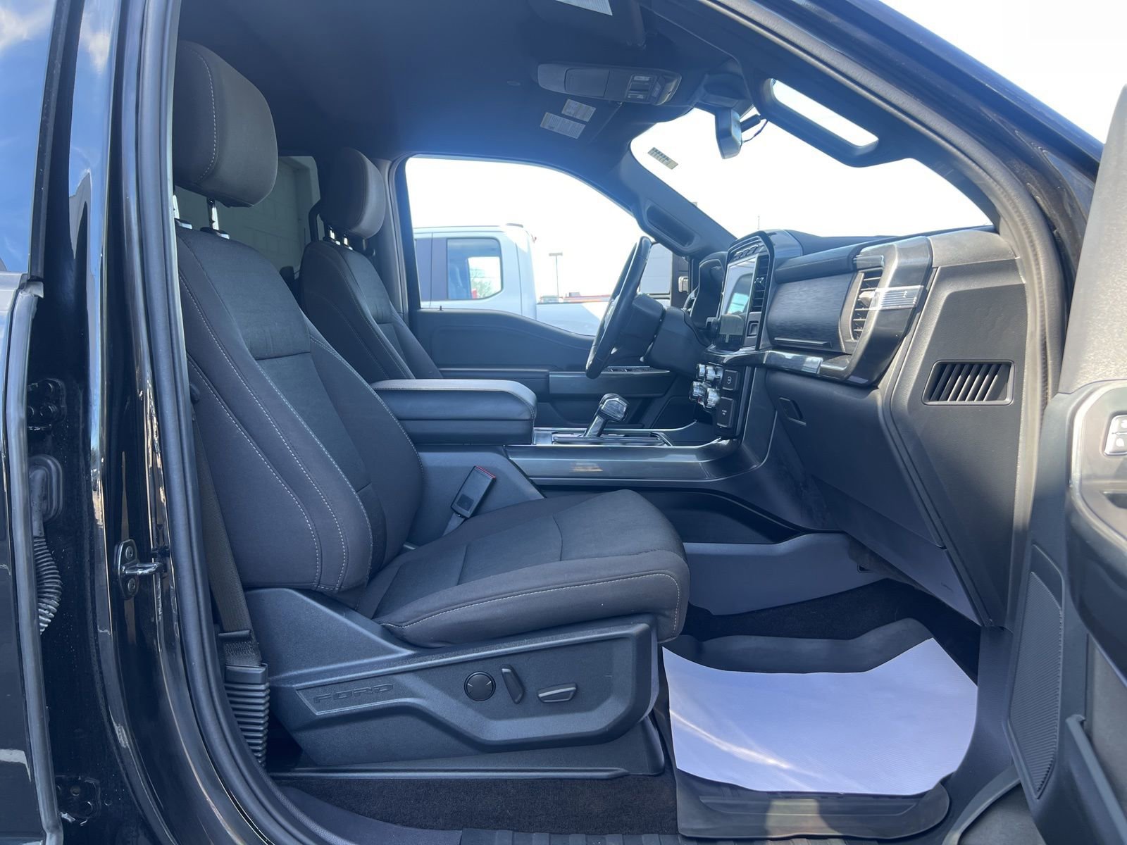 Used 2022 Ford F150 XLT w/ Equipment Group 302A High AWD/4WD image 33