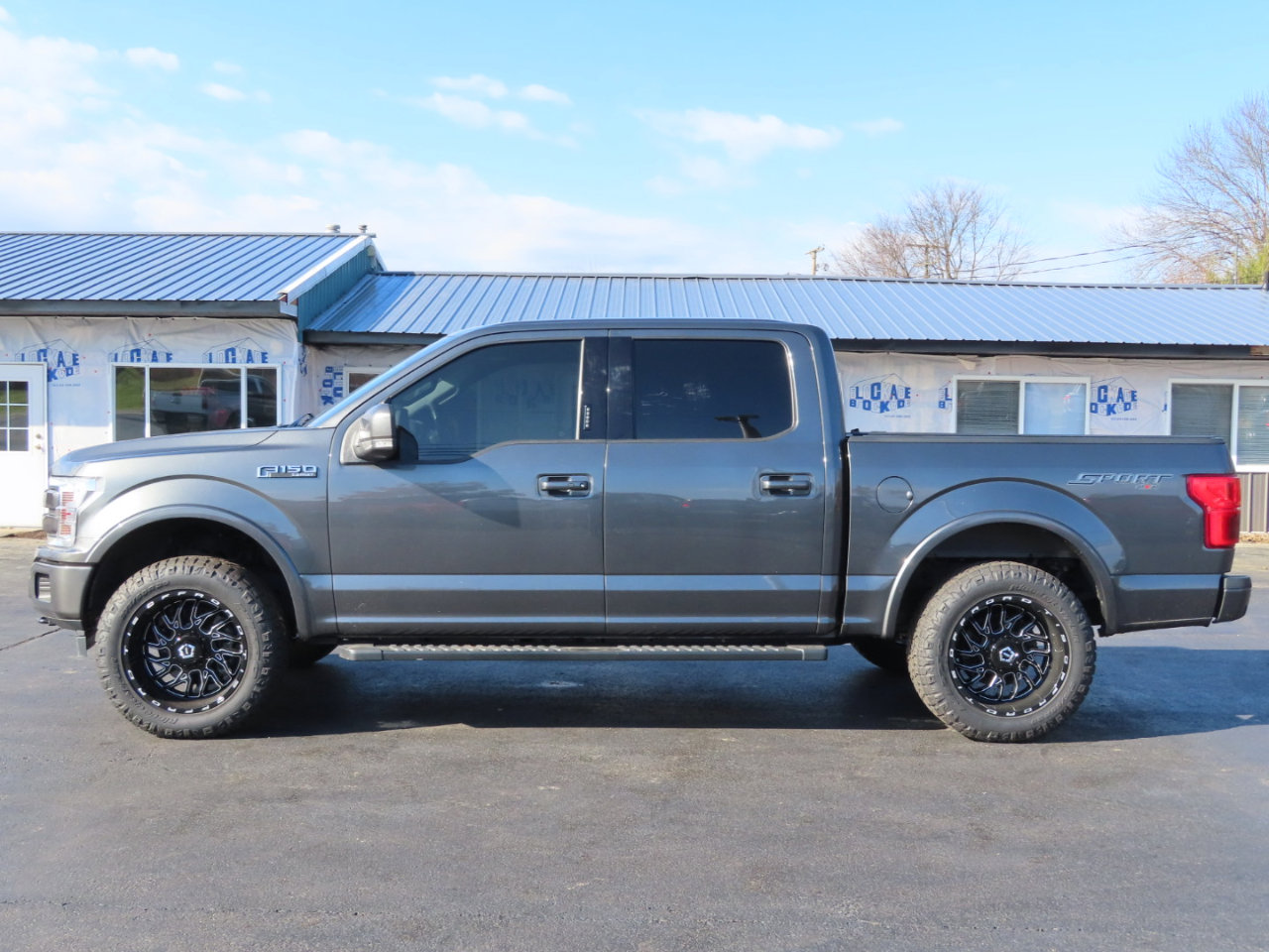 Used 2019 Ford F150 Lariat w/ Equipment Group 502A Luxury image 3