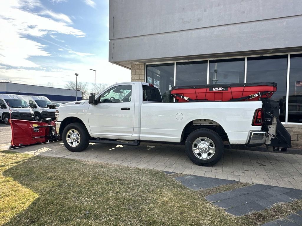 New 2026 RAM 3500 Tradesman AWD/4WD image 3