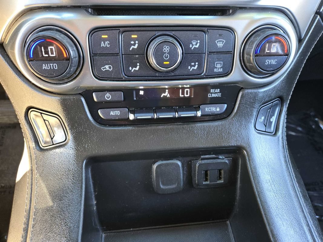 Used 2019 Chevrolet Suburban LT AWD/4WD image 19